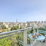 101 Penthouse Royal à Paris avec Vue Imprenable sur la Tour Eiffel