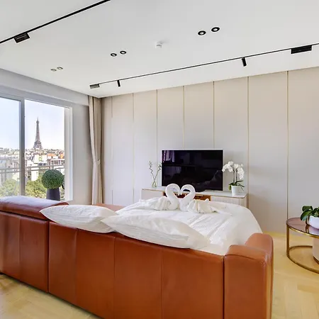 101 Penthouse Royal A Avec Vue Imprenable Sur La Tour Eiffel Paris